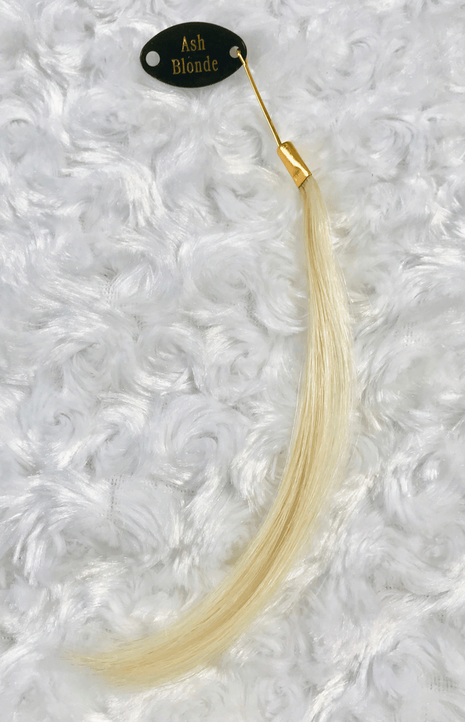 Color Swatch - Ash Blonde
