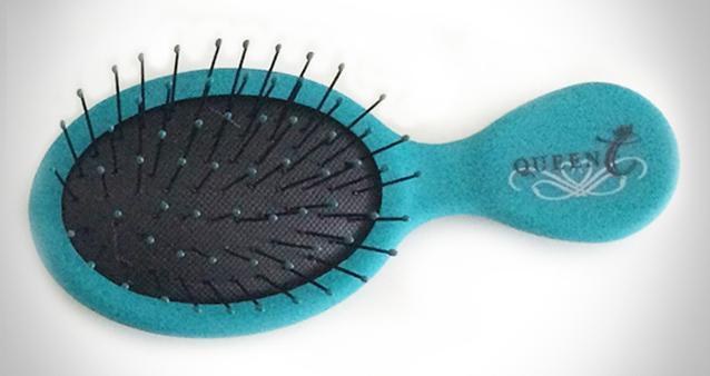 Queen C Mini Extensions Detangler Brush